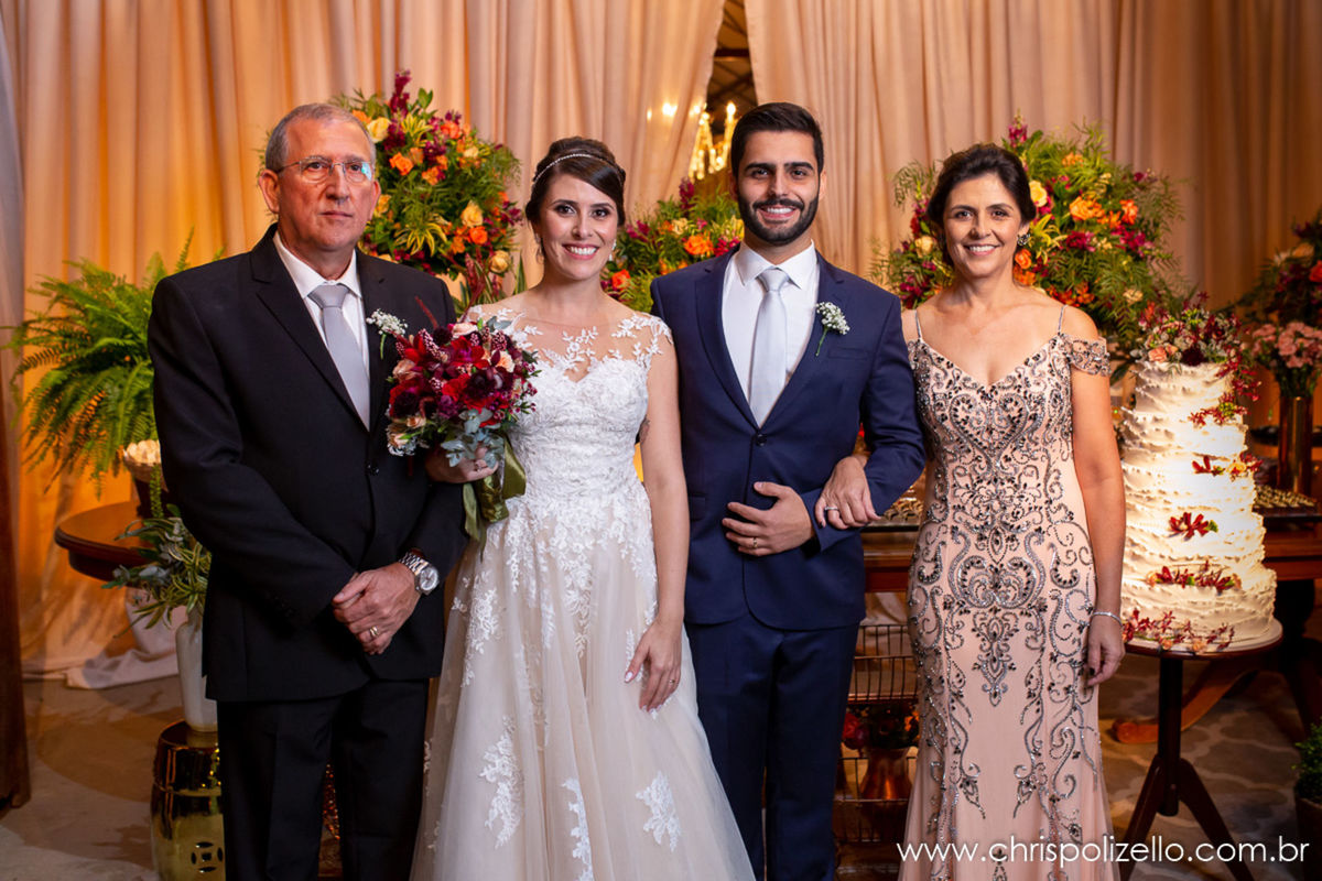 Foto Padrinhos de casamento, qual a importância deles em sua vida? Foto Padrinhos de casamento, qual a importância deles em sua vida? - Imagem 0